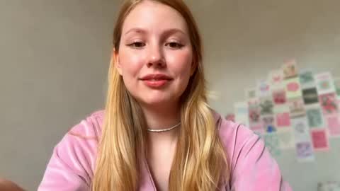 Audrey online show from 05-12-26, 02:19
