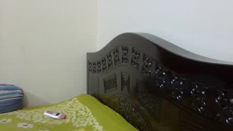 Snapshot of horneydesibabe chatting on 01-13-25, 10:58 horneydesibabe online show from 01-13-25, 10:58