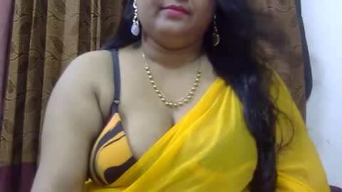 Snapshot of horneydesibabe chatting on 09-22-25, 11:23 horneydesibabe online show from 09-22-25, 11:23