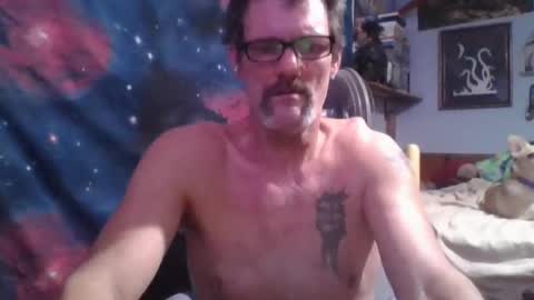 Snapshot of horneyjoe48 chatting on 02-04-25, 06:36 joey online show from 02-04-25, 06:36