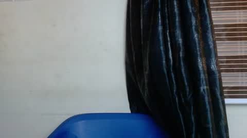 Snapshot of horny4bum chatting on 02-24-25, 07:41 horny4bum online show from 02-24-25, 07:41