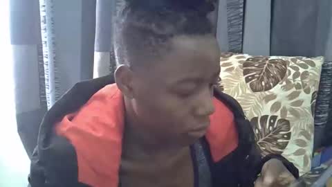 Leila online show from 04-10-26, 07:46