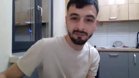 Snapshot of horny_couple9600 chatting on 12-13-25, 11:32 horny_couple9600 online show from 12-13-25, 11:32