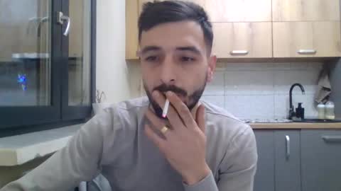 Snapshot of horny_couple9600 chatting on 12-19-25, 05:36 horny_couple9600 online show from 12-19-25, 05:36