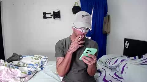 BoyHornyDirty online show from 11-19-25, 09:59