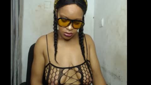 Snapshot of horny_ebonygirl2 chatting on 11-27-25, 07:10 Horny ebonygirl2 online show from 11-27-25, 07:10