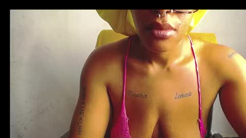 horny_ebonygirl_ online show from 03-21-26, 08:30