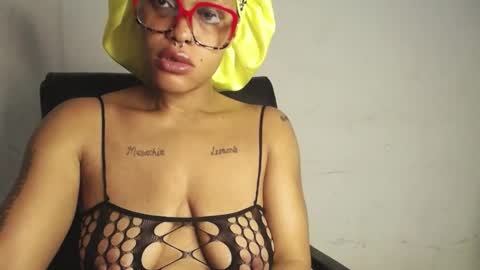 horny_ebonygirl_ online show from 04-02-26, 05:38