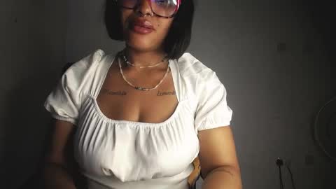 Snapshot of horny_ebonygirl_ chatting on 05-20-26, 06:30 horny_ebonygirl_ online show from 05-20-26, 06:30