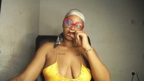 Snapshot of horny_ebonygirl_ chatting on 05-25-26, 05:24 horny_ebonygirl_ online show from 05-25-26, 05:24
