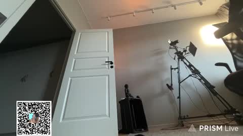 Snapshot of horny_edgucated chatting on 12-05-25, 10:35 horny_edgucated online show from 12-05-25, 10:35