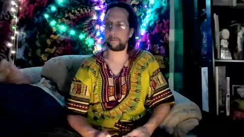 Snapshot of horny_hippie420 chatting on 12-04-24, 07:06 Horny Rockstar420 online show from 12-04-24, 07:06