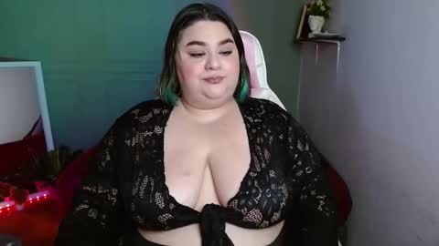 Snapshot of horny_neighbors_ chatting on 01-19-25, 04:12 onlyTiffany I broke up with frank 10 days ago online show from 01-19-25, 04:12