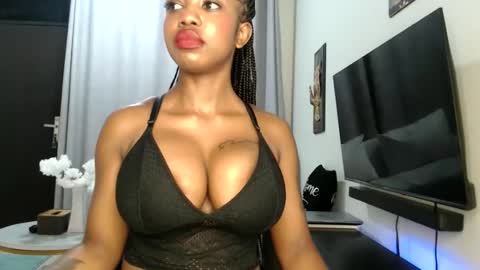 Snapshot of horny_princcess chatting on 05-18-26, 04:40 horny_princcess online show from 05-18-26, 04:40