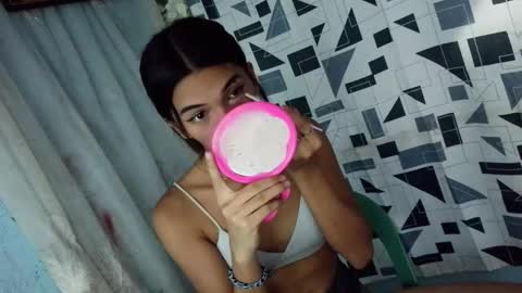 Rhiana online show from 03-18-26, 05:21