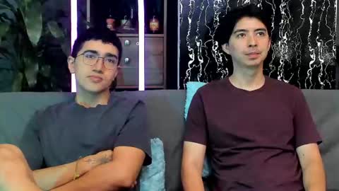 Snapshot of horny_twinks_guys chatting on 06-22-26, 02:36 Alex and Camilo online show from 06-22-26, 02:36