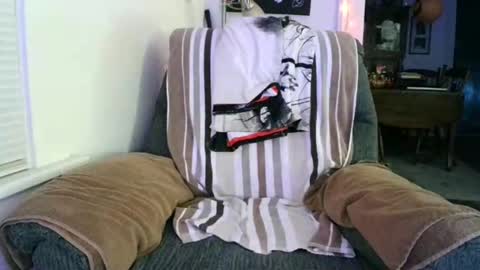 Snapshot of horny_willing_ready chatting on 09-27-25, 03:22 Horny Willing Ready online show from 09-27-25, 03:22