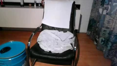 Robbie online show from 01-14-25, 04:18