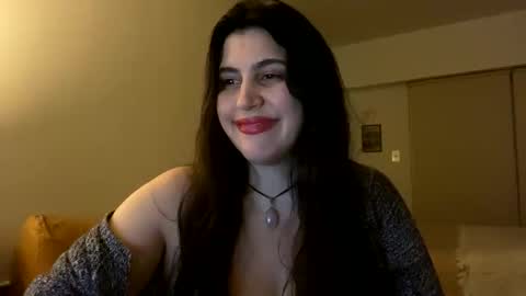 Snapshot of hornybaby675 chatting on 05-09-26, 10:09 Tina baby online show from 05-09-26, 10:09