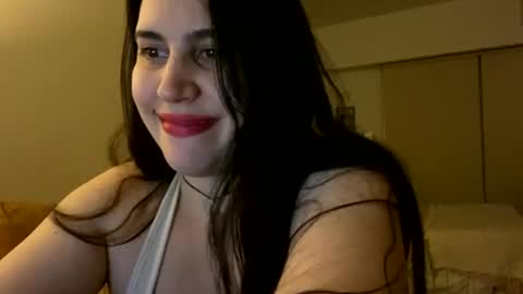 Snapshot of hornybaby675 chatting on 07-01-26, 07:32 Tina baby online show from 07-01-26, 07:32