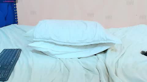 Khloe  online show from 02-07-25, 03:41