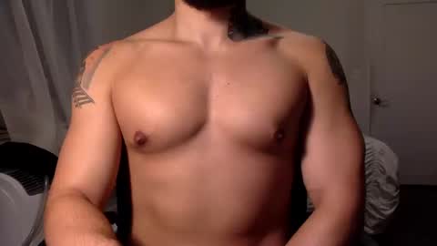 Snapshot of hornybbcxx chatting on 10-19-25, 12:55 hornybbcxx online show from 10-19-25, 12:55