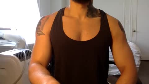 Snapshot of hornybbcxx chatting on 10-19-25, 05:35 hornybbcxx online show from 10-19-25, 05:35