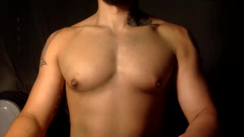 Snapshot of hornybbcxx chatting on 10-26-25, 04:29 hornybbcxx online show from 10-26-25, 04:29