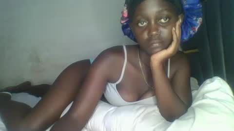 Bella online show from 03-30-26, 10:00