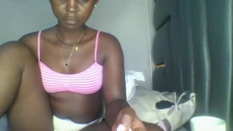 Bella online show from 04-12-26, 05:23