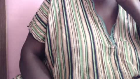 Snapshot of hornybigtitts chatting on 07-20-26, 11:34 monica zain online show from 07-20-26, 11:34