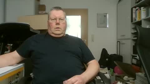 Meikelmeier online show from 12-30-24, 04:19