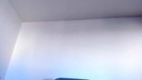 Emma online show from 09-22-25, 05:42