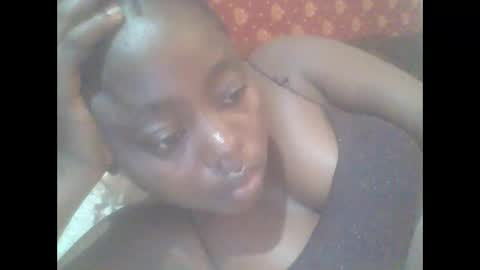 Snapshot of hornygal001 chatting on 06-06-26, 07:02 hornygal001 online show from 06-06-26, 07:02