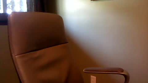 Snapshot of hornyinohio9 chatting on 06-19-26, 01:04 HornyInOhio9 online show from 06-19-26, 01:04