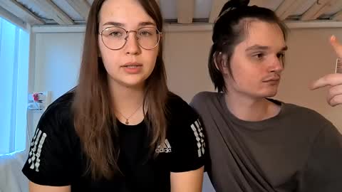 Snapshot of hornykitty_x chatting on 05-15-26, 07:43 Alisa and Mike online show from 05-15-26, 07:43