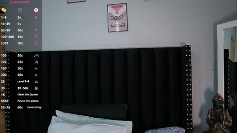 Snapshot of hornylatimommy chatting on 07-20-26, 07:38 Natasha online show from 07-20-26, 07:38