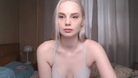 Snapshot of hornylland chatting on 05-16-26, 08:11 Nikki online show from 05-16-26, 08:11