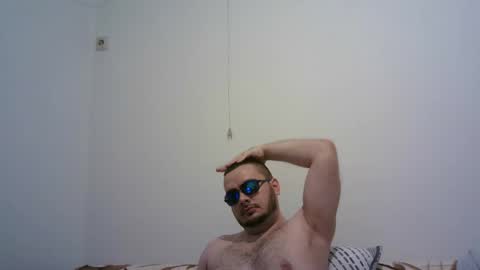 Snapshot of hornymonkey991 chatting on 06-08-26, 01:28 hornymonkey991 online show from 06-08-26, 01:28
