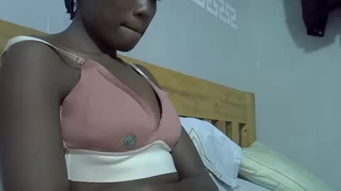 Snapshot of hornysoul02 chatting on 03-24-26, 05:01 hornysoul02 online show from 03-24-26, 05:01