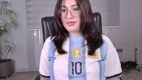 Snapshot of hornysquirtduo chatting on 07-16-26, 03:12 little cutties online show from 07-16-26, 03:12