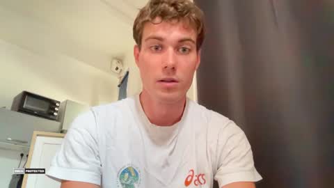 Snapshot of hornytwunk01 chatting on 07-07-26, 06:27 hornytwunk01 online show from 07-07-26, 06:27