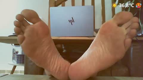 Snapshot of hornyworkerfr chatting on 06-26-26, 10:19 hornyworkerfr online show from 06-26-26, 10:19