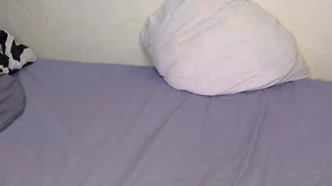 Snapshot of hornyy_cutie chatting on 05-16-26, 12:40 Its Cora online show from 05-16-26, 12:40