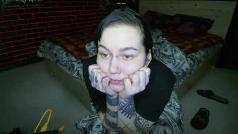 Snapshot of horror_circus chatting on 04-28-26, 02:27 Messalina Horror online show from 04-28-26, 02:27