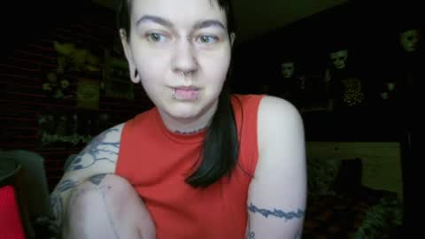 Snapshot of horror_circus chatting on 06-08-26, 01:28 Messalina Horror online show from 06-08-26, 01:28