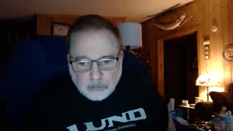 Snapshot of horsebigballs chatting on 11-10-25, 05:06 horsebigballs online show from 11-10-25, 05:06