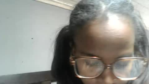 Snapshot of hortansiaa chatting on 06-12-26, 07:57 Hortansiaa online show from 06-12-26, 07:57