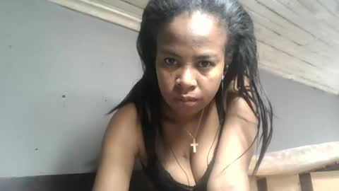Snapshot of hortansiaa chatting on 06-15-26, 12:02 Hortansiaa online show from 06-15-26, 12:02
