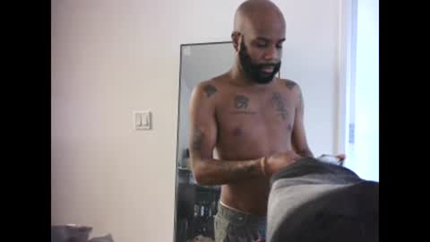 Snapshot of horus00 chatting on 01-31-25, 02:07 Horus00 online show from 01-31-25, 02:07